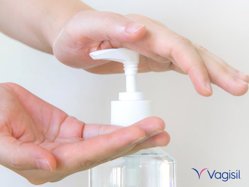 dung dịch vệ sinh phụ nữ bác sĩ khuyên dùng