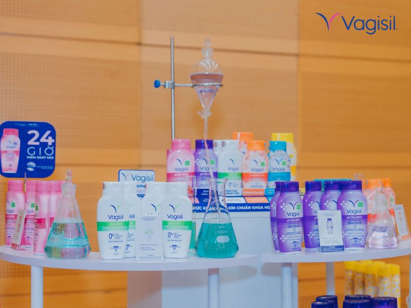 dung dịch vệ sinh phụ nữ dạng gel