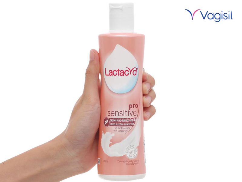 dung dịch vệ sinh phụ nữ cho bà bầu