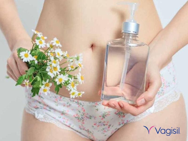 dung dịch vệ sinh phụ nữ trị huyết trắng