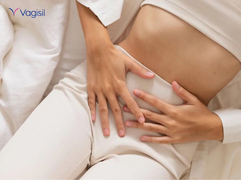 dung dịch vệ sinh phụ nữ hoa hồng